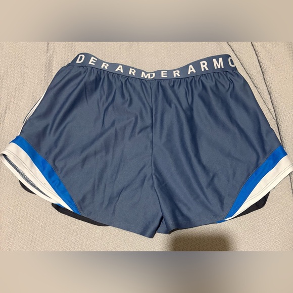 Lot of 3 Under Armour Elastic Waist Size Large Womans Shorts - Picture 5 of 10